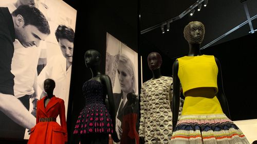 A guide to cheap and practical fashion design courses for a quick start