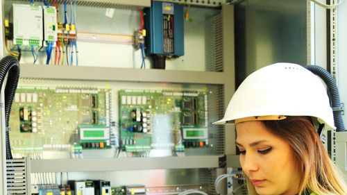 Find electrician jobs quickly! Safe and comprehensive job search tips